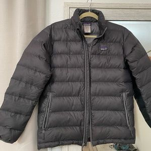 Patagonia gray puffer jacket